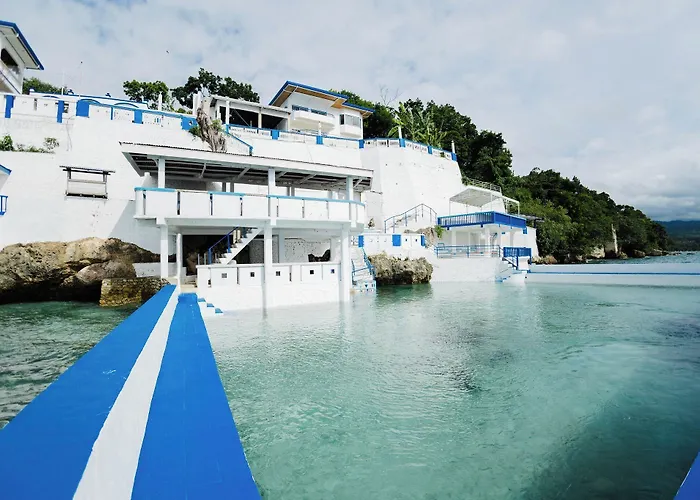 Resort Rockwalled Adventure By Hiverooms Dalaguete
